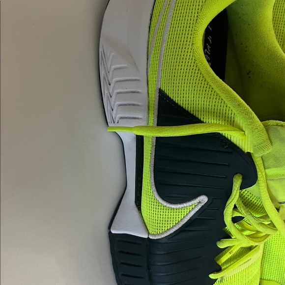 Nike Pickleball Shoes - Picture 2 of 5